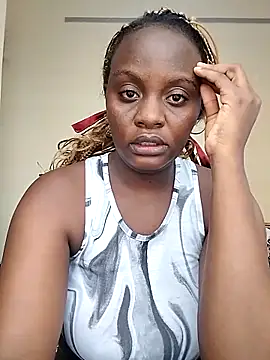 Snapshot of Africancaramel-45 chatting on 10/28/25, 06:17 Africancaramel-45 online show from 10/28/25, 06:17