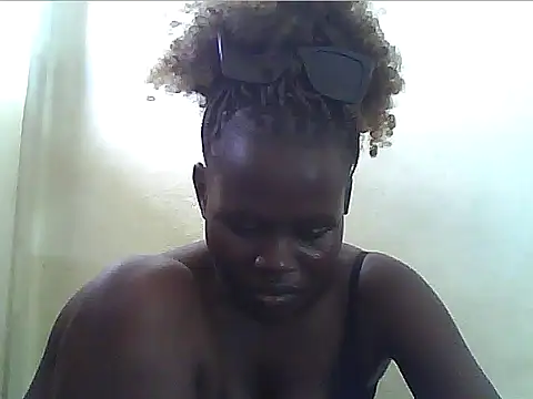 Snapshot of Sexyhotgal22 chatting on 05/01/26, 07:35 Sexyhotgal22 online show from 05/01/26, 07:35