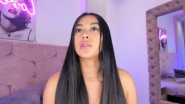 Cameliaa Smiith online show from 12/12/24, 06:03