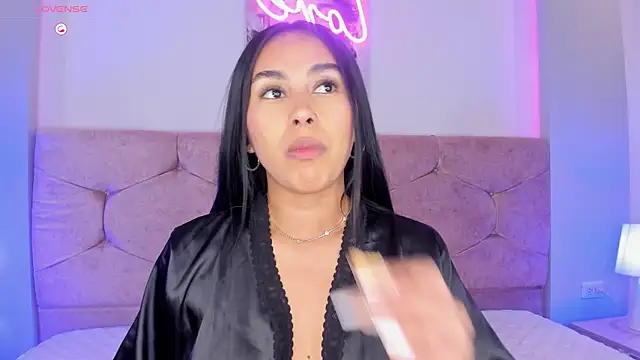 Cameliaa Smiith online show from 12/15/24, 05:34