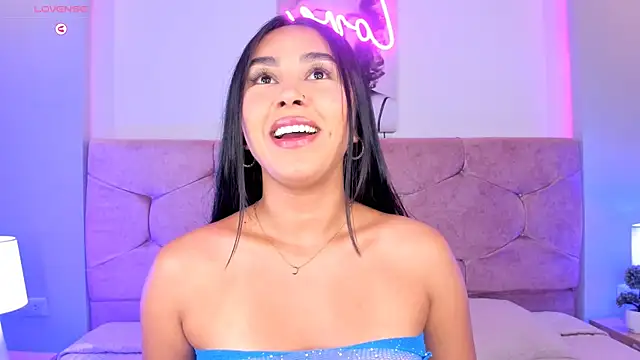 Cameliaa Smiith online show from 01/14/25, 03:32