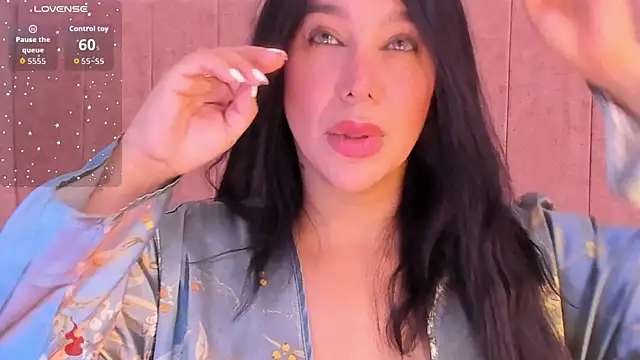 samara alabii online show from 10/21/25, 12:50