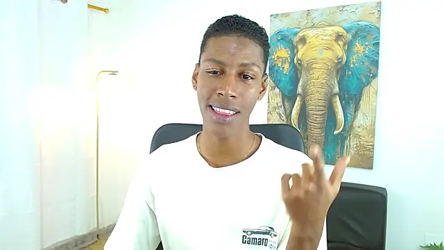 maiki18  online show from 11/07/25, 08:53