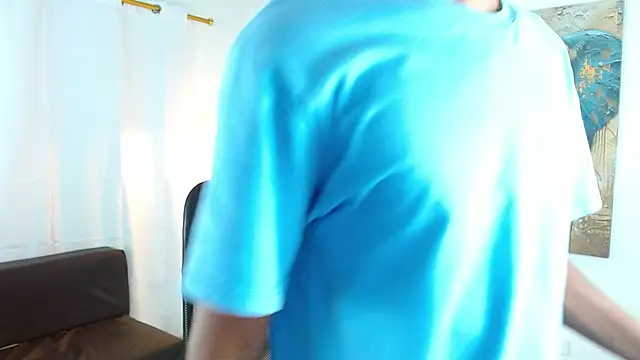 maiki18  online show from 12/01/25, 08:58