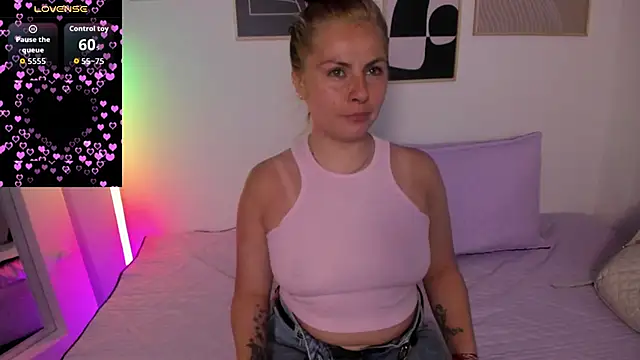 brandy sweet  online show from 10/16/25, 03:13