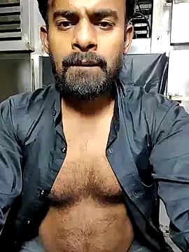 rayhan085 online show from 12/06/24, 07:56