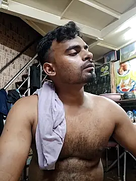 Snapshot of rayhan085 chatting on 09/19/25, 10:54 rayhan085 online show from 09/19/25, 10:54