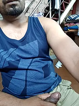 Snapshot of rayhan085 chatting on 09/23/25, 10:35 rayhan085 online show from 09/23/25, 10:35