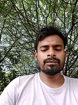 Snapshot of rayhan085 chatting on 11/03/25, 08:48 rayhan085 online show from 11/03/25, 08:48