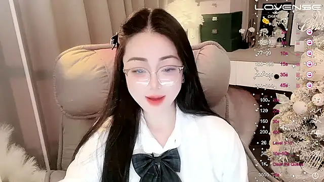 Monica-888 online show from 02/04/25, 10:13