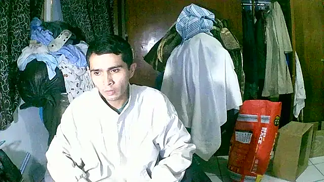 jperezofficial1 online show from 10/30/25, 03:08