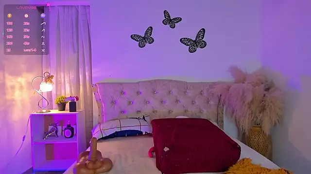 Sarahballiston  online show from 10/15/25, 11:16