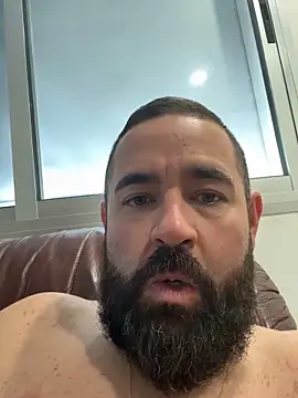 Snapshot of alares chatting on 10/16/25, 10:05 alares online show from 10/16/25, 10:05