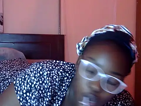 Snapshot of Sexy_racy_rebel_ chatting on 03/16/26, 11:25 Sexy racy rebel online show from 03/16/26, 11:25