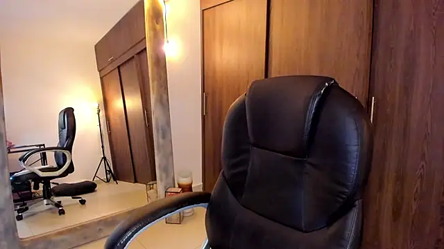 alikahouston4 online show from 09/22/25, 03:08