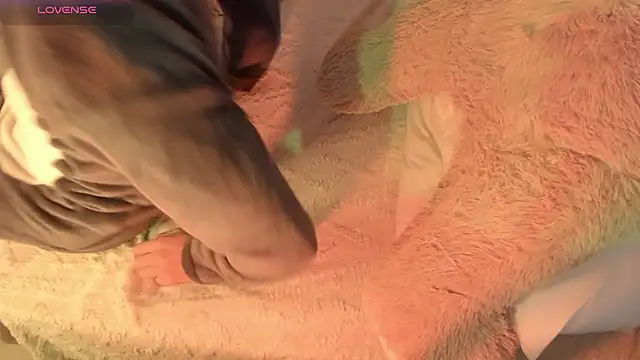 Snapshot of AdamDayt chatting on 12/07/24, 09:17 AdamDayt online show from 12/07/24, 09:17