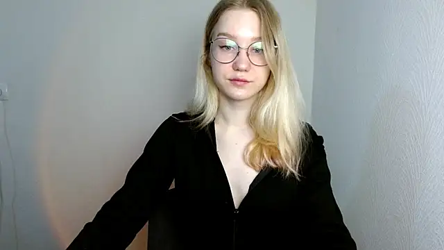 cindi hot online show from 03/12/25, 09:34