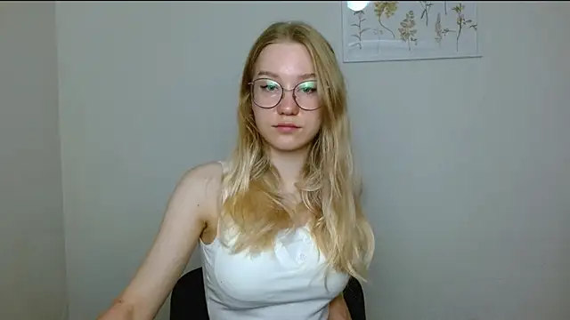 cindi hot online show from 09/12/25, 08:14