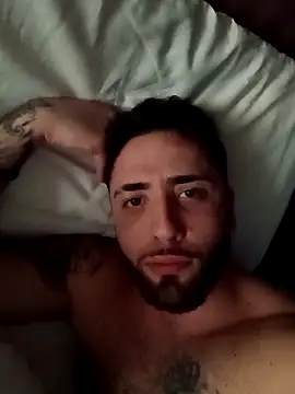 Snapshot of 1ninefellababy chatting on 03/10/25, 04:03 1ninefellababy online show from 03/10/25, 04:03