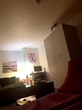 Snapshot of Milkasahne64 chatting on 11/27/25, 09:50 Milkasahne64 online show from 11/27/25, 09:50