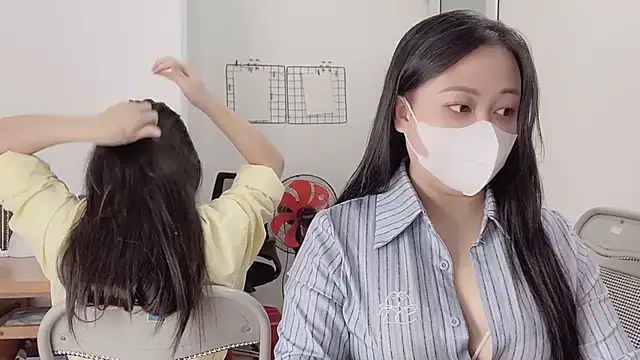 Snapshot of Bamboo_Swetie chatting on 09/28/25, 02:44 Bamboo Swetie online show from 09/28/25, 02:44