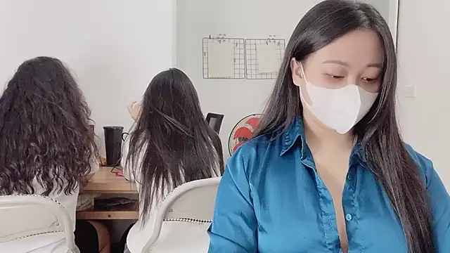 Snapshot of Bamboo_Swetie chatting on 09/29/25, 02:22 Bamboo Swetie online show from 09/29/25, 02:22