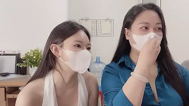 Snapshot of Bamboo_Swetie chatting on 10/05/25, 03:10 Bamboo Swetie online show from 10/05/25, 03:10