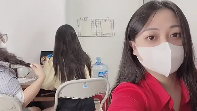 Snapshot of Bamboo_Swetie chatting on 10/13/25, 03:01 Bamboo Swetie online show from 10/13/25, 03:01