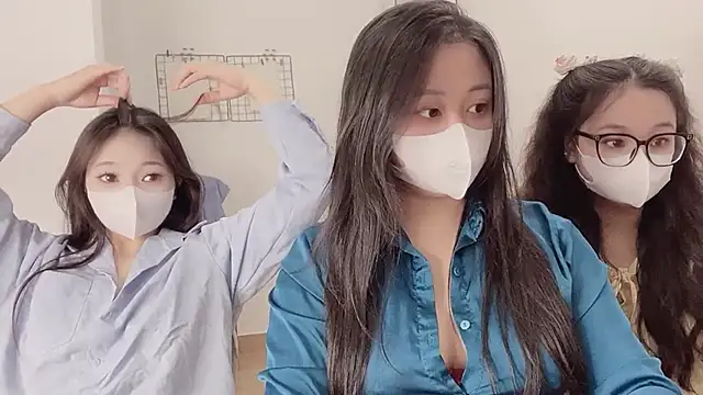 Snapshot of Bamboo_Swetie chatting on 11/14/25, 03:22 Bamboo Swetie online show from 11/14/25, 03:22