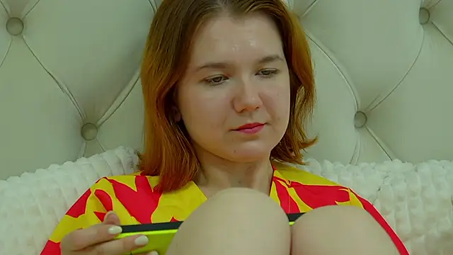 LessySmith online show from 09/20/25, 04:24