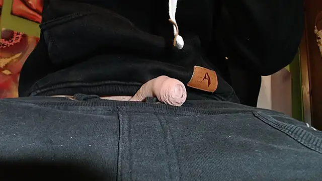 Snapshot of MASTERMONEY chatting on 01/14/25, 11:48 MASTERMONEY online show from 01/14/25, 11:48