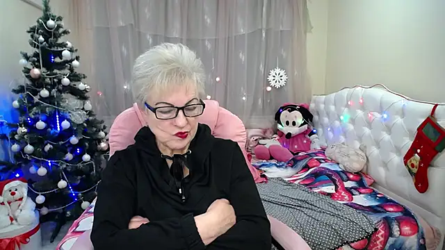 KayleSmoll online show from 12/28/24, 10:23