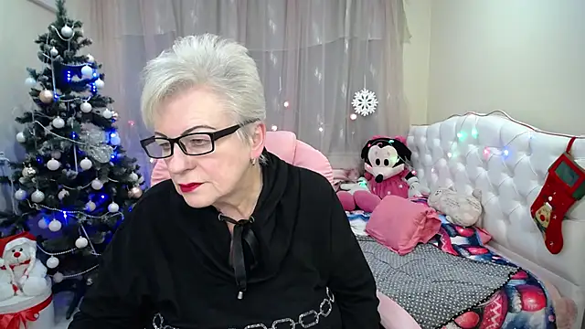 KayleSmoll online show from 12/29/24, 02:06