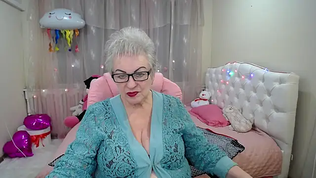 KayleSmoll online show from 01/29/25, 01:27