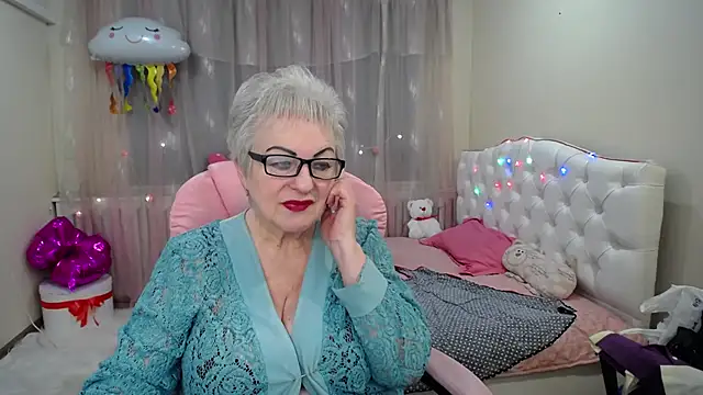 KayleSmoll online show from 01/30/25, 01:33