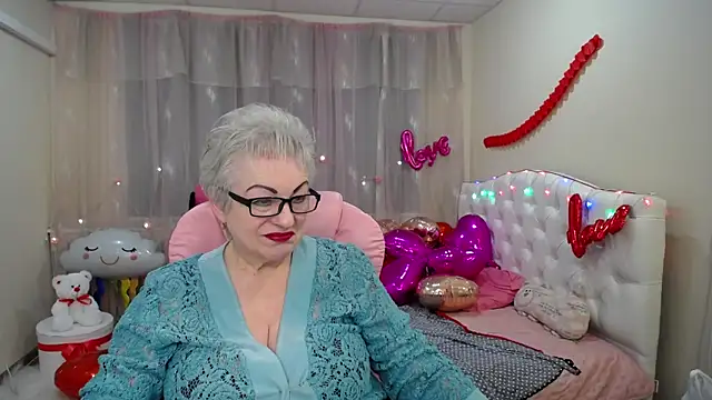 KayleSmoll online show from 02/01/25, 01:44