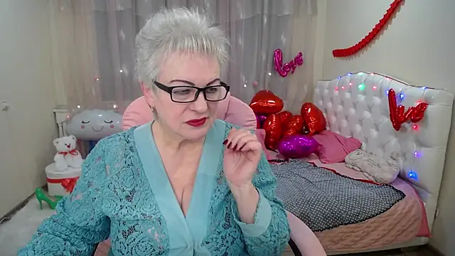 KayleSmoll online show from 02/08/25, 01:22