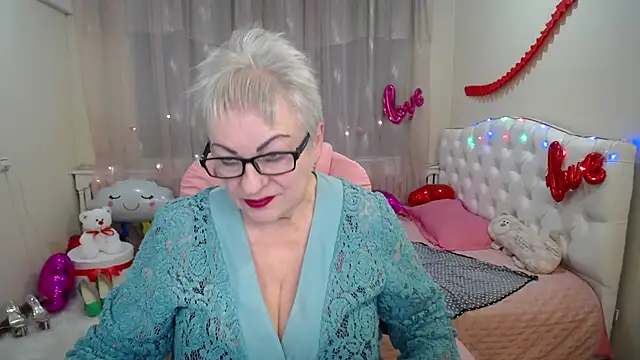 KayleSmoll online show from 03/06/25, 04:52