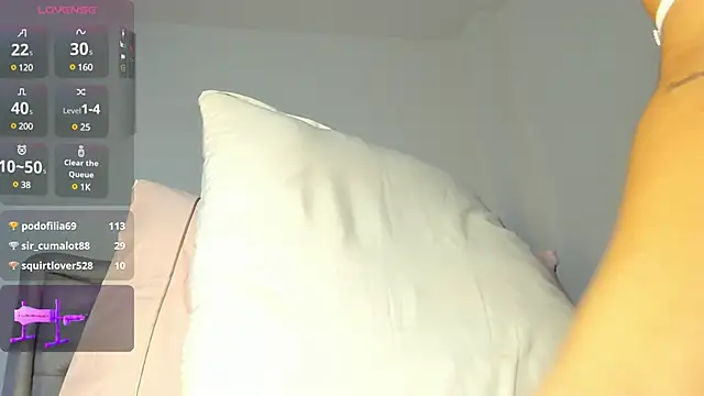 Kloemoretti online show from 02/02/25, 02:13