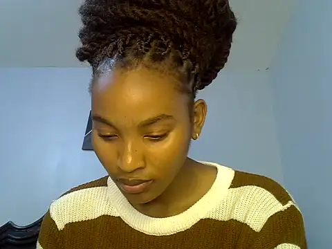 cute-alexis online show from 05/14/26, 08:37