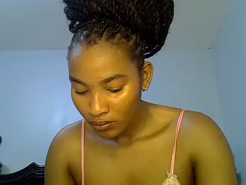 cute-alexis online show from 06/16/26, 08:28