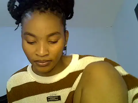 cute-alexis online show from 06/16/26, 08:33