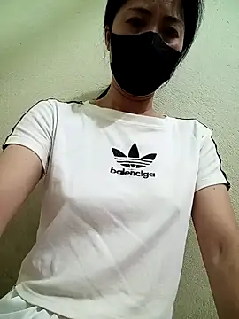 YunLem online show from 02/04/25, 04:18