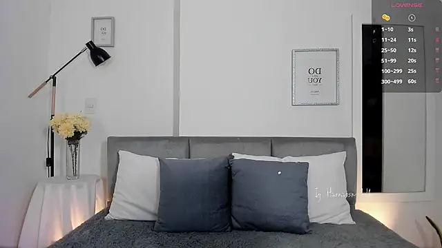 Hannaos online show from 11/12/25, 11:10