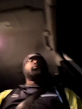 Snapshot of goodboybaddaddy chatting on 12/04/25, 02:26 goodboybaddaddy online show from 12/04/25, 02:26