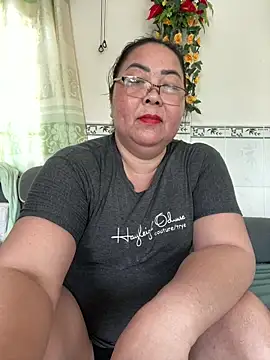Snapshot of NDith chatting on 04/02/26, 01:58 NDith online show from 04/02/26, 01:58