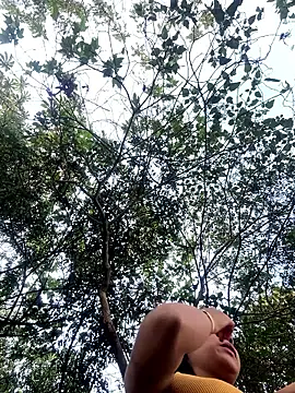 NAUGHTY LITTLE 18 online show from 10/07/25, 09:12