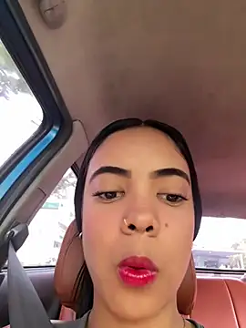 NAUGHTY LITTLE 18 online show from 05/06/26, 02:11