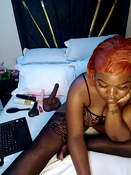 Snapshot of Cherriikenzie chatting on 09/29/25, 03:28 Cherriikenzie online show from 09/29/25, 03:28