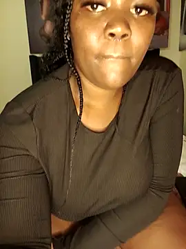 Snapshot of Cherriikenzie chatting on 10/12/25, 05:34 Cherriikenzie online show from 10/12/25, 05:34